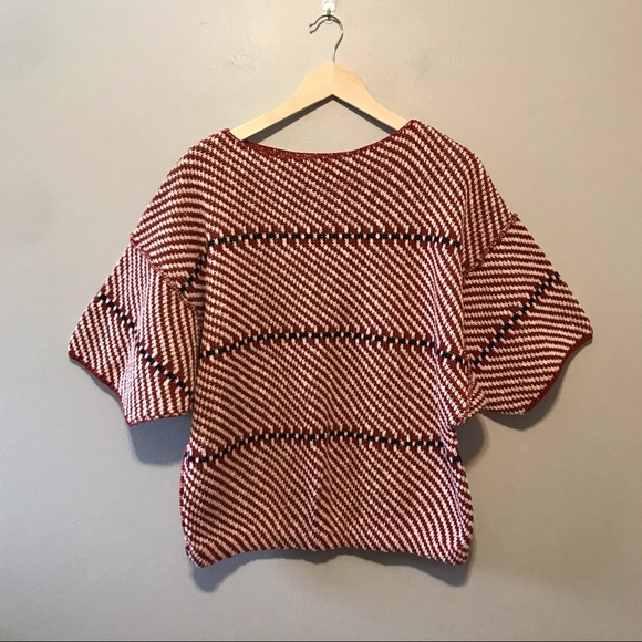 Vintage Sweaters - NFS Neck Sweater Short Sleeves Medium